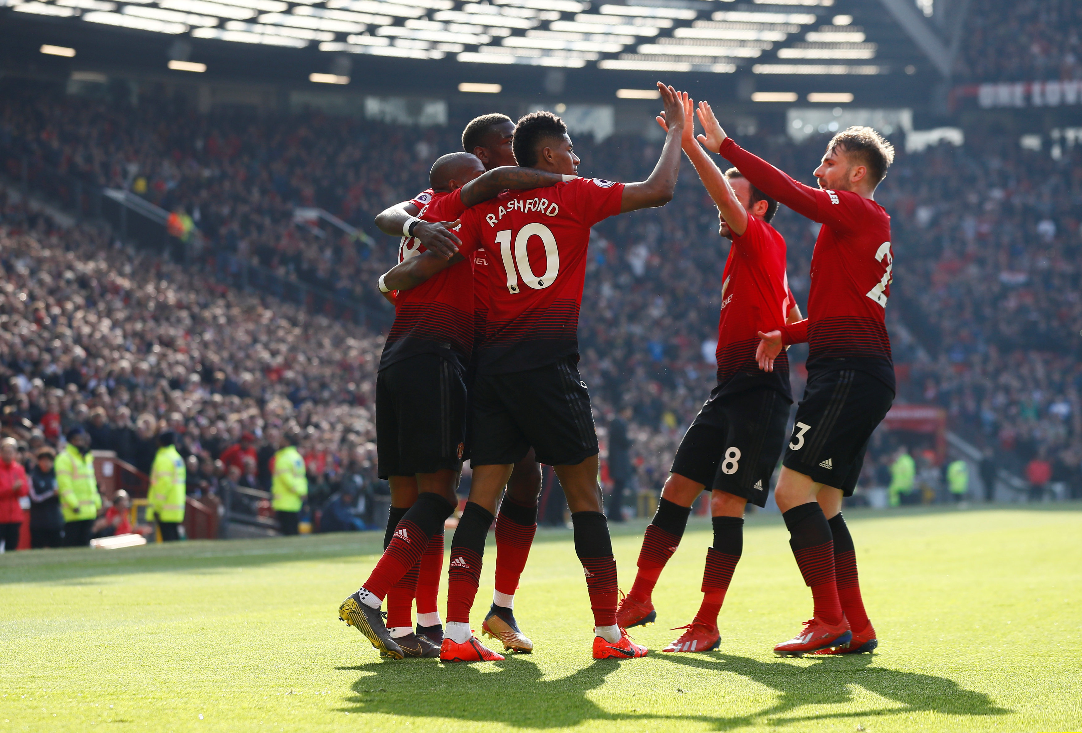 冠军赛开赛 冠军赛开赛