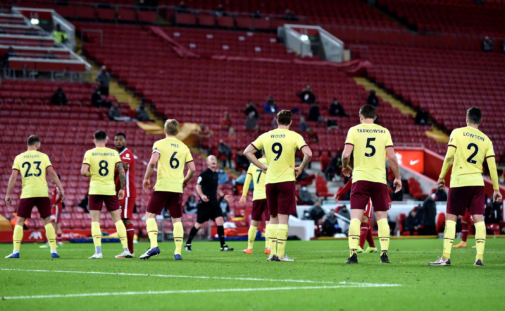 局正引人瞩 局正引人瞩