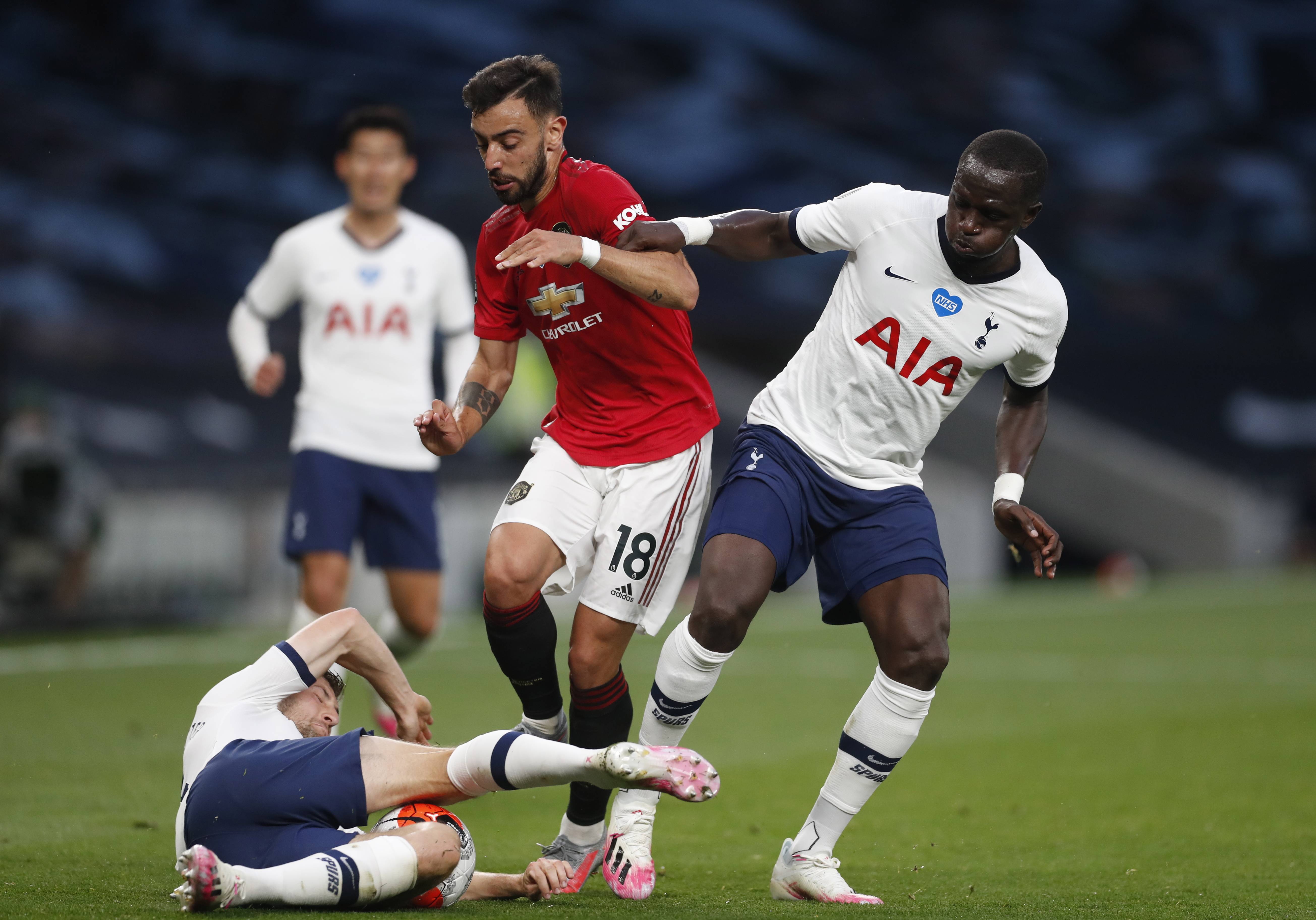 球迷们将拭 球迷们将拭