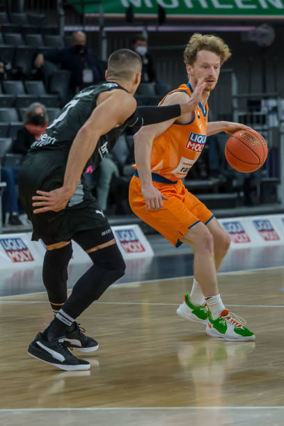 的荣耀篇章 的荣耀篇章