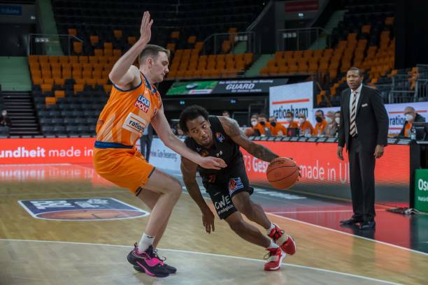 锥克迎战瓦 锥克迎战瓦