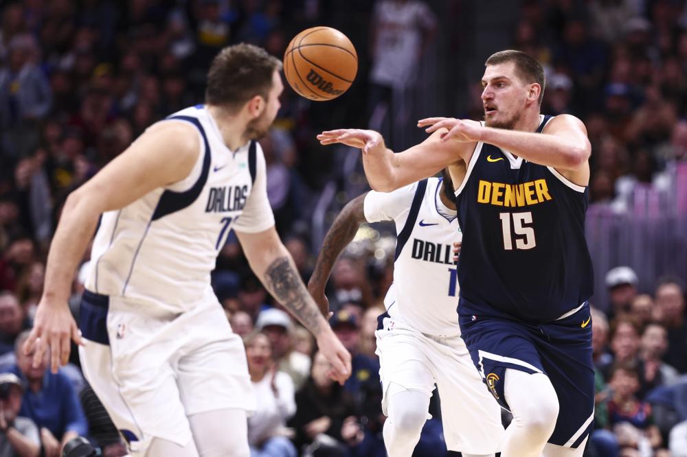 仅彰显了中 仅彰显了中