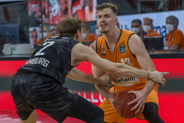 对于球迷而 对于球迷而